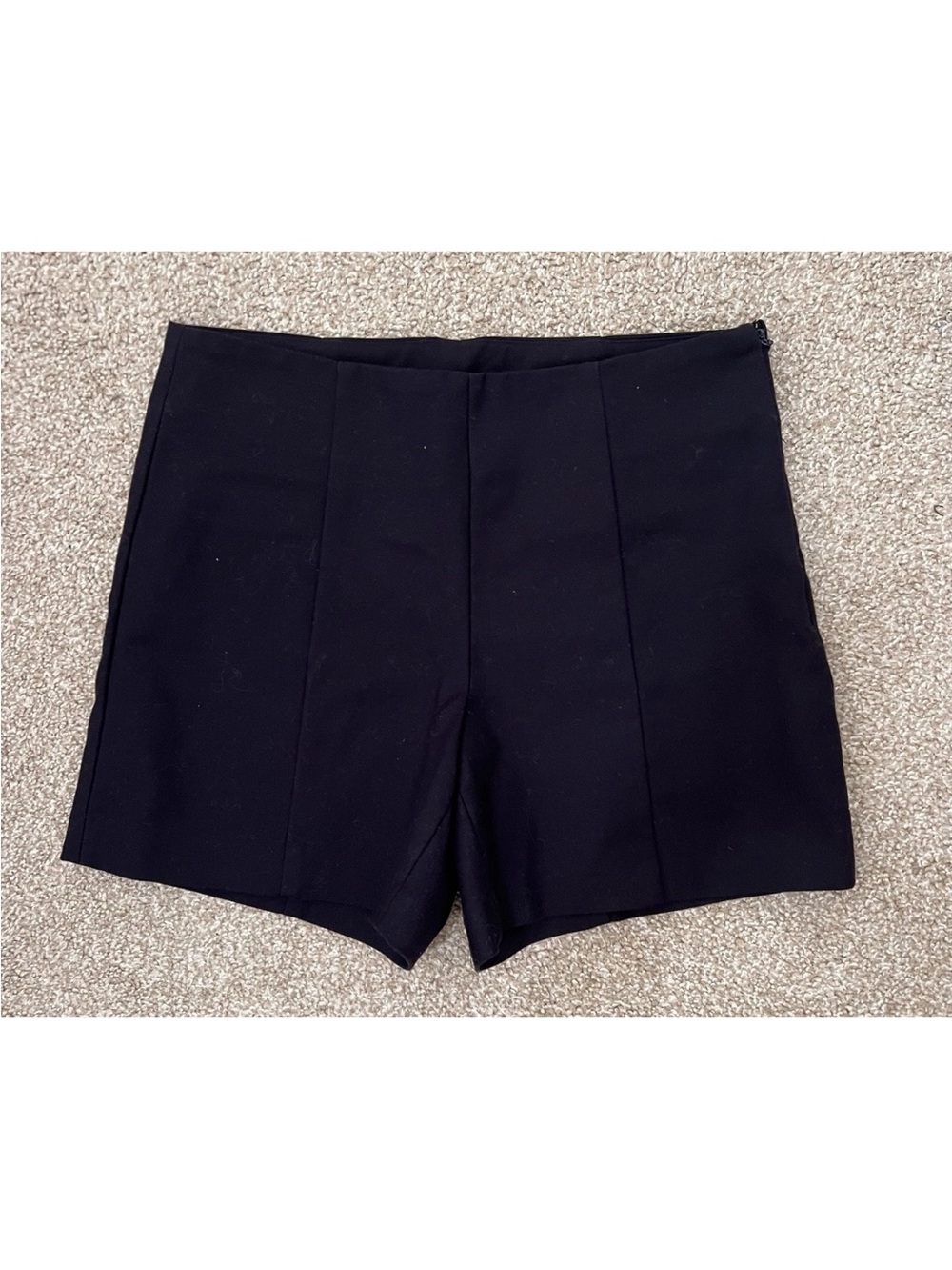 Saks Fifth Avenue Women's Navy Blue Side Zip Dress Shorts Size 2